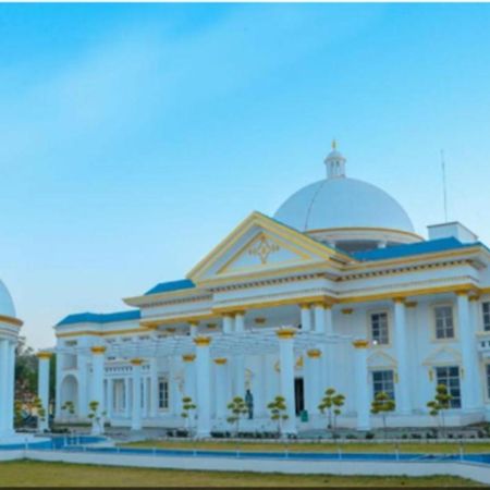 The Royal Palace Dewas Exterior foto